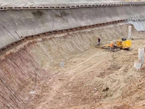 师宗基坑边坡加固